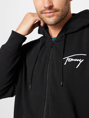 Tommy Jeans Zip-Up Hoodie in Black