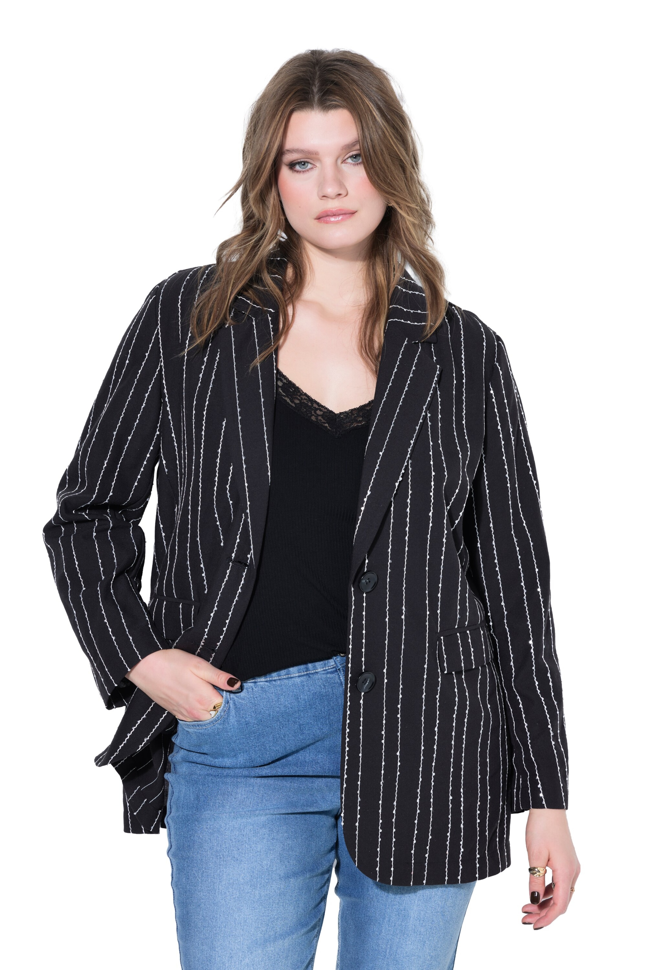 Studio Untold Blazer in Black: front