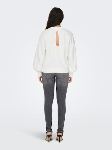 Sweat-shirt 'BONNIE' ONLY en blanc