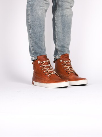 BLACKSTONE Hög sneaker 'Icon Am02' i brun
