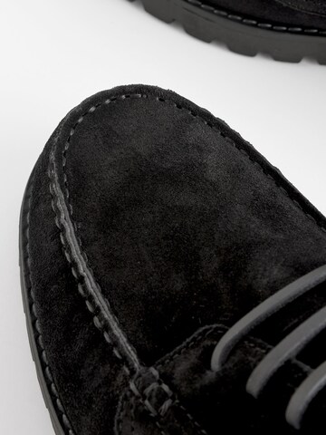 Next Schnürschuh in Schwarz