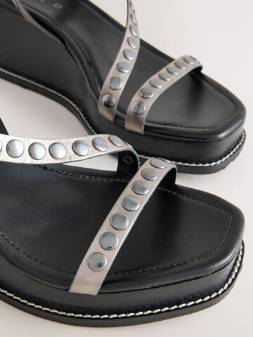 Sandale cu baretă 'Forever Comfort' de la Next pe argintiu