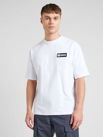 Pegador - Camiseta 'ANTIGUA' en blanco
