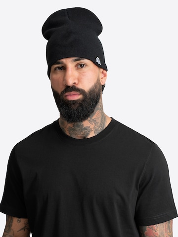 LONSDALE - Gorra 'Knitsley' en negro