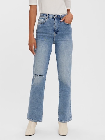 VERO MODA Bootcut Jeans 'Rebecca' in Blauw: voorkant