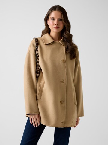 GUESS Between-Seasons Coat in Beige: front