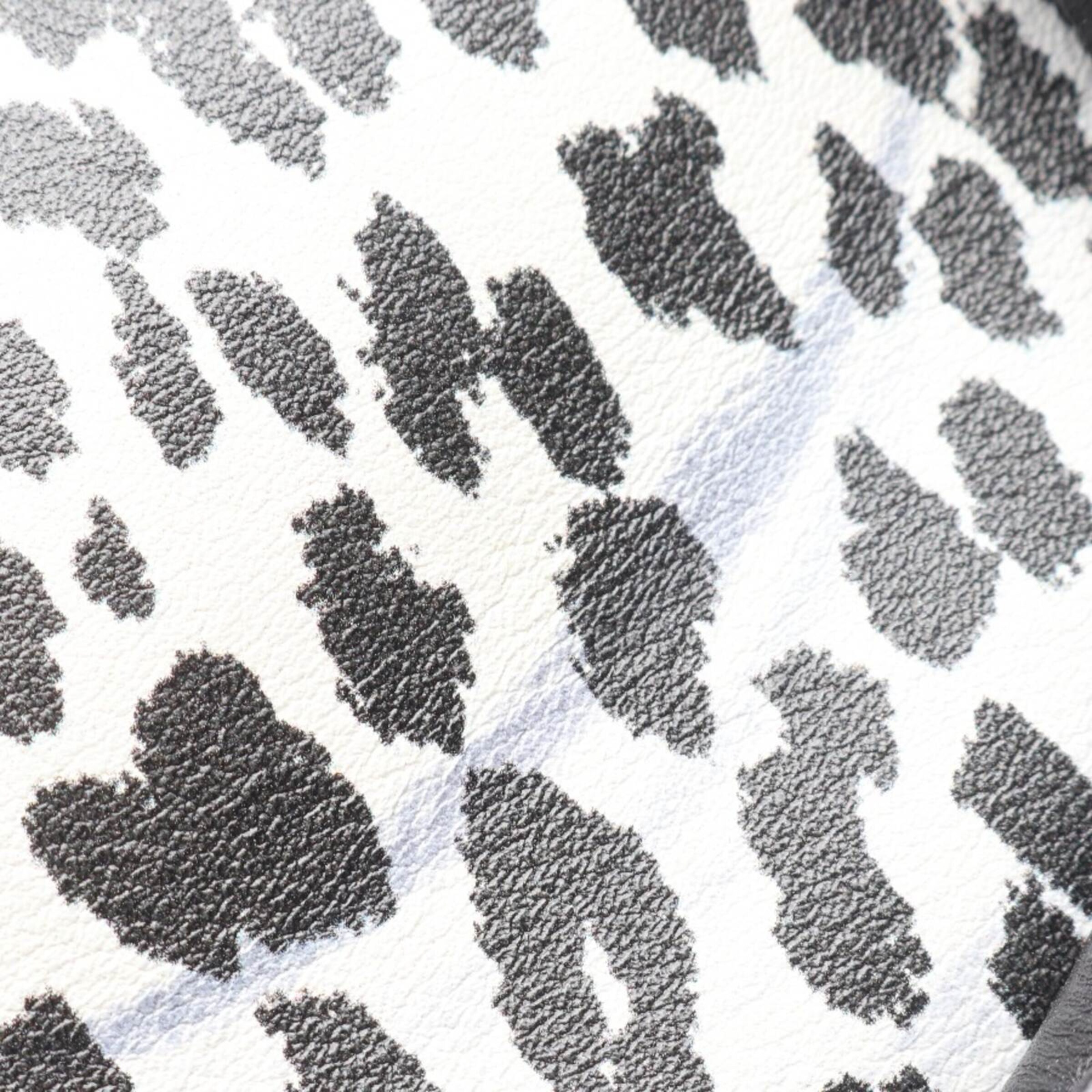 Saint Laurent Bag in One size in Black