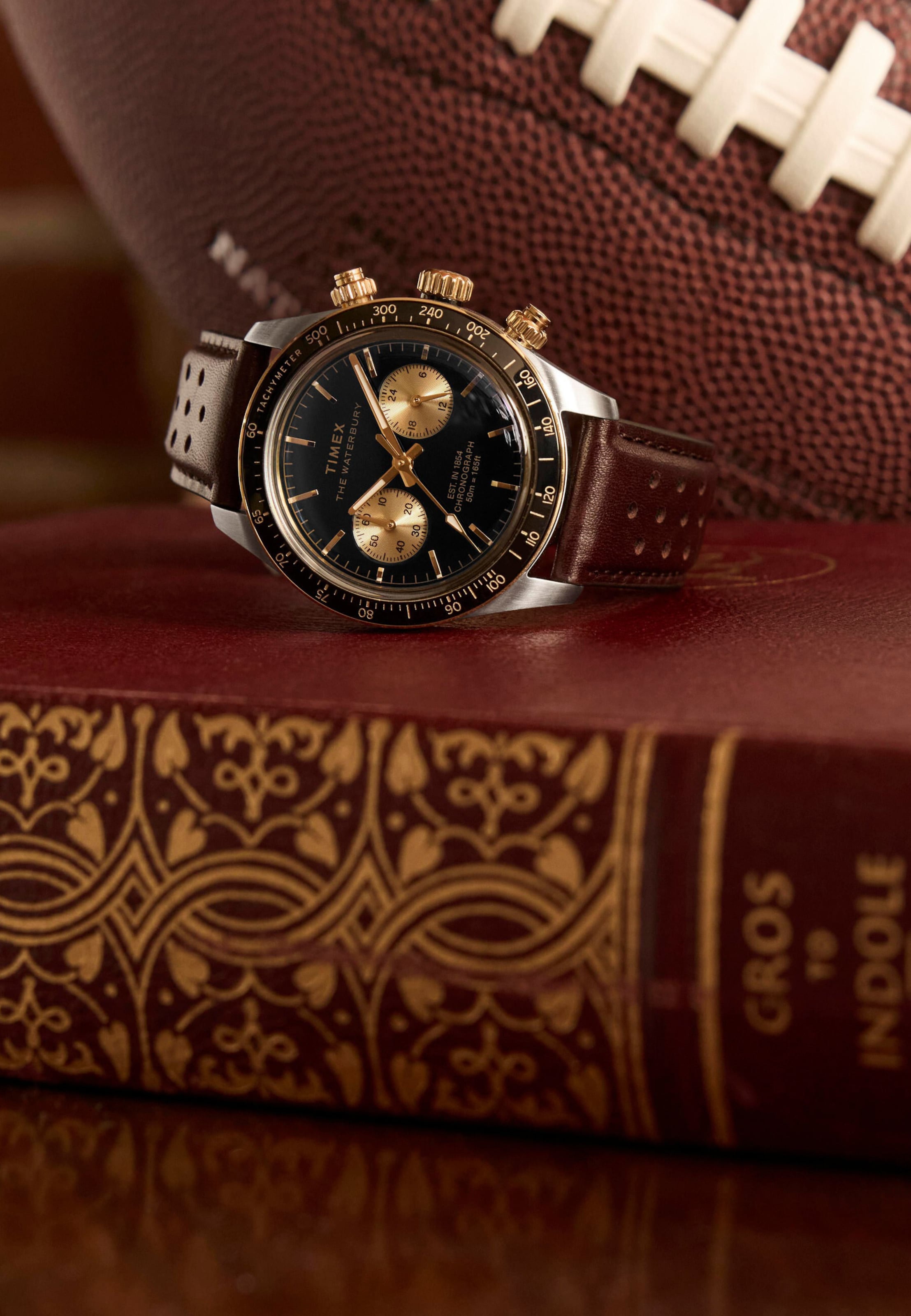 TIMEX Uhr 'Waterbury Heritage' in Braun | ABOUT YOU