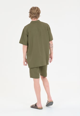 Cruz Regular fit Button Up Shirt 'Micky' in Green