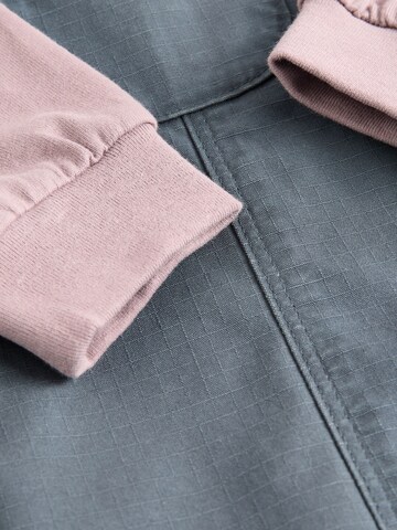 Set Next en gris