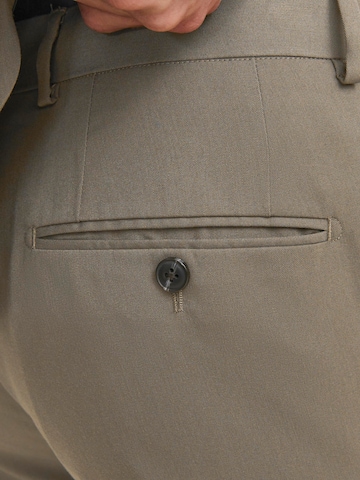 JACK & JONES Slim fit Pleated Pants 'Franco' in Brown