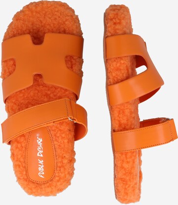 Public Desire Sandaler med rem 'HOT FUZZ' i orange