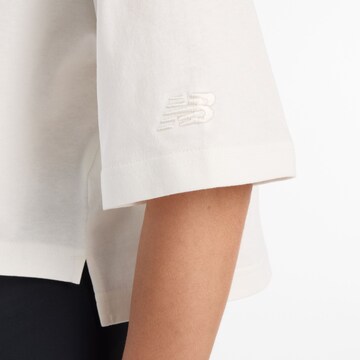 Maglia extra large di new balance in bianco