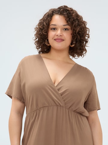 Robe Fiorella Rubino en marron