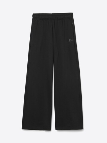 Regular Pantalon 'CALICE regular wide graphic sweat pants' FILA en noir