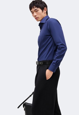 Slim fit Cămaşă business de la Michael Kors pe albastru: lateral
