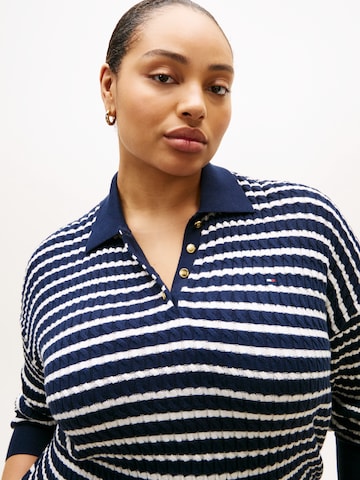 Pullover di Tommy Hilfiger Curve in blu