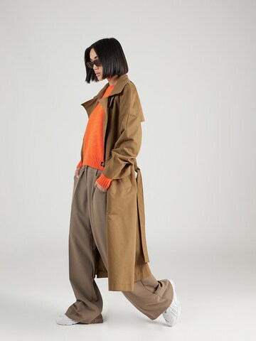 Pullover 'Essential' di Superdry in arancione