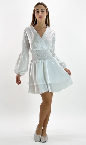 Elara Kleid in Weiß: Vorderseite