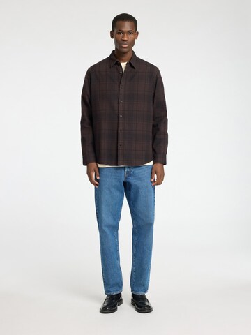 SELECTED HOMME Regular fit Button Up Shirt in Brown