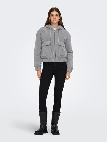 ONLY - Chaqueta de entretiempo 'ONLSuva' en gris