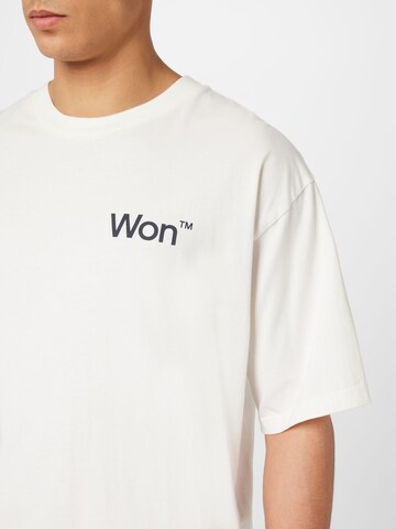 T-Shirt Won Hundred en blanc