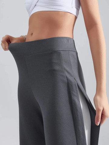 regular Pantaloni di Hiccup in grigio