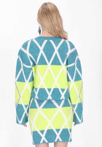 IZIA - Pullover em verde