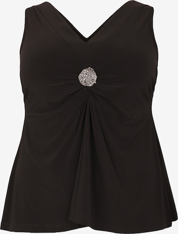 Yoek Top in Black: front