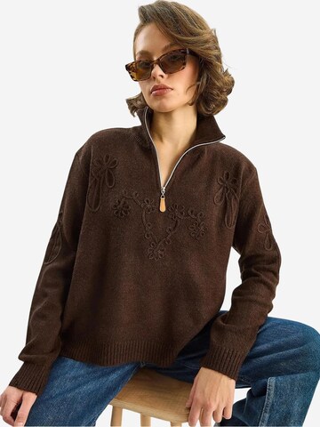 Pullover di Bianco Lucci in marrone