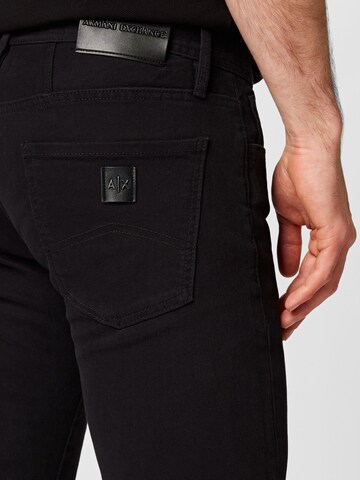 ARMANI EXCHANGE Slimfit Farkut värissä musta