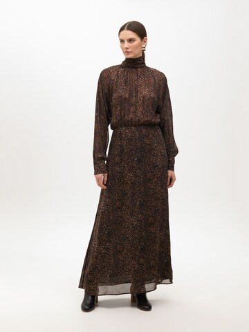 Lola Casademunt Kleid in Braun: Vorderseite
