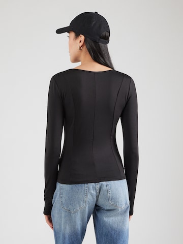 ABOUT YOU Shirts 'Line' i sort