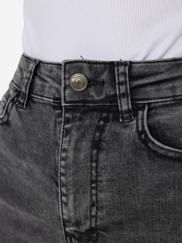 NÜMPH - Perna larga Calças de ganga 'NUPARIS HR WIDE JEANS ' em preto