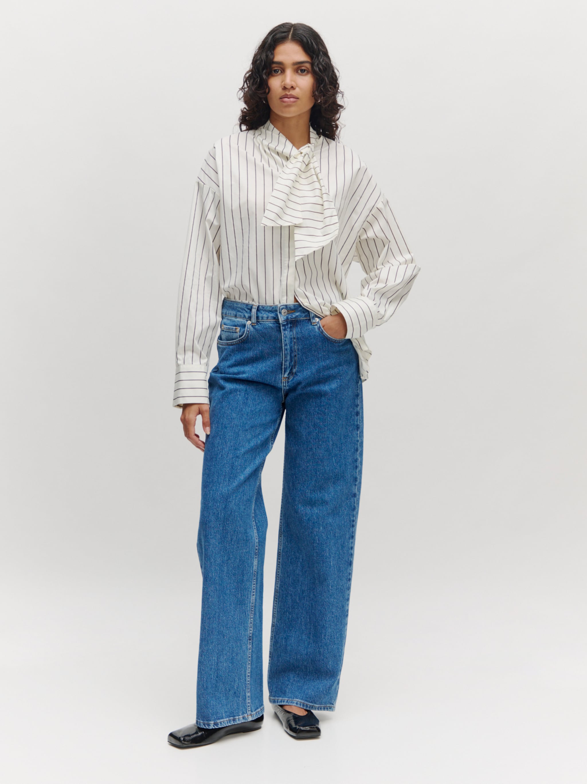 EDITED Producten Blouse 'Cara' Crème