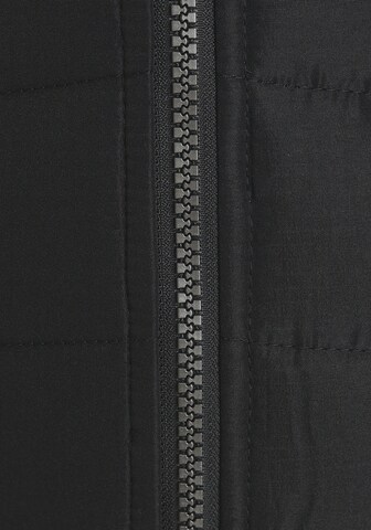 KangaROOS Between-Season Jacket in Black