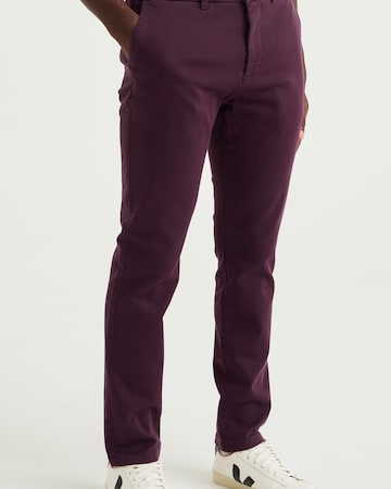 WE Fashion - Slimfit Calças chino em roxo: frente