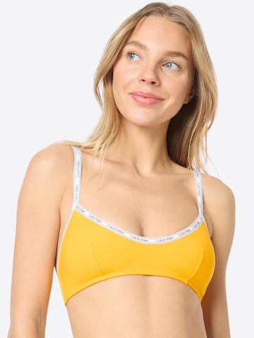 dzeltens Calvin Klein Swimwear Bezvīļu Bikini augšdaļa 'BRALETTE': no priekšpuses