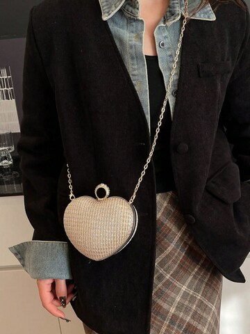 Tomshop24-7 Clutch 'Minna'‌‌‌‌‌‌‌‌‌ in Gold: Vorderseite