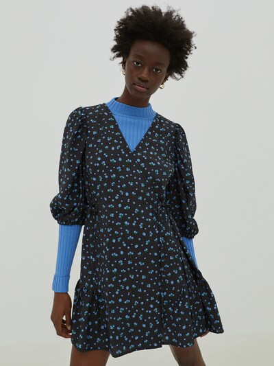 Rochie 'Gemma' EDITED pe albastru / negru, Vizualizare model