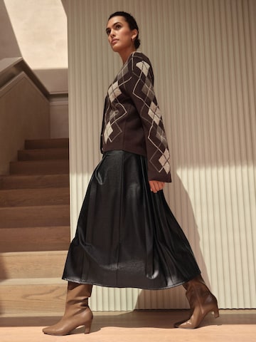 Next Strickjacke in Braun