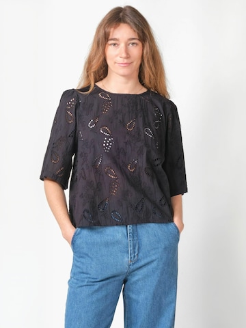 Klitmøller Collective Top ' Jenna ' in Black: front