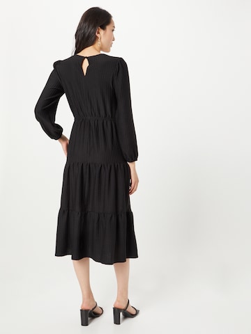 Oasis Kleid in Schwarz