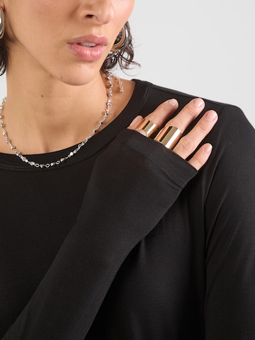 Tricou de la s.Oliver pe negru