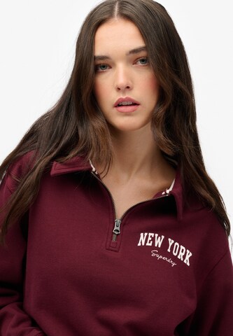 Sweat-shirt 'Essentials' Superdry en rouge