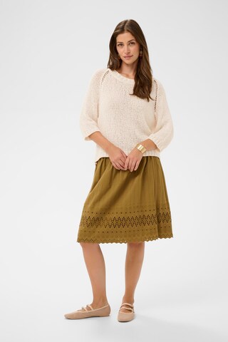 Cream Pullover in Beige