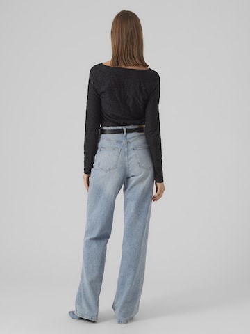 Maglietta 'RIVA' di VERO MODA in nero