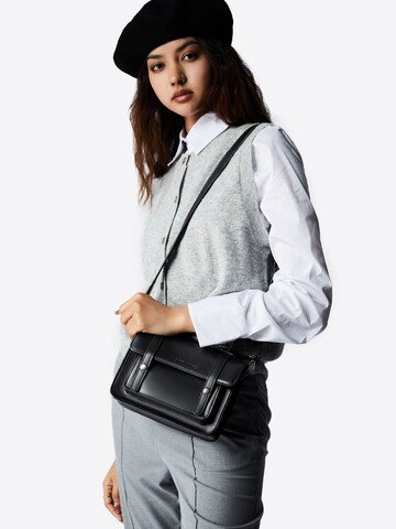 Victoria Hyde Handbag ' Satchel ' in Black: front