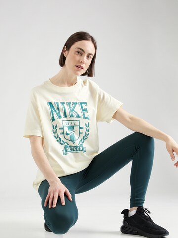 Nike Sportswear - Camiseta en blanco