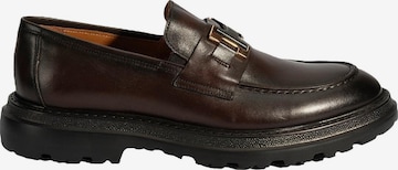 Desa - Zapatillas 'Slip-Ons' en marrón: frente